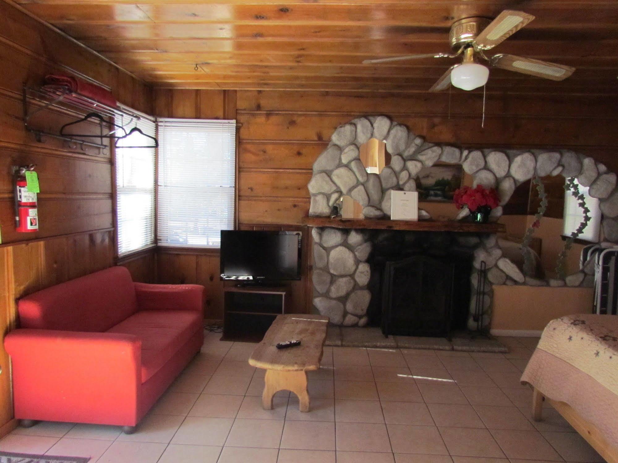 Lakewood Cabins Big Bear Lake Bagian luar foto