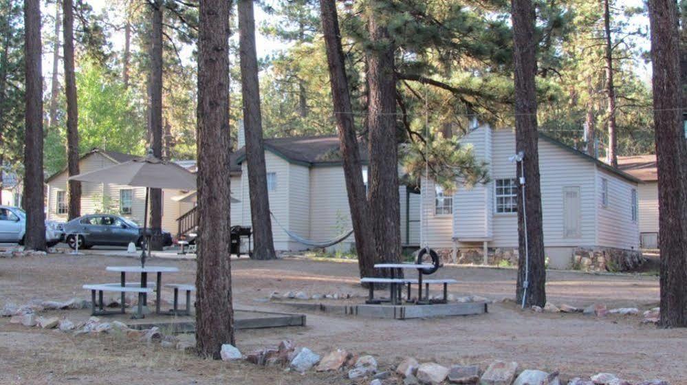 Lakewood Cabins Big Bear Lake Bagian luar foto
